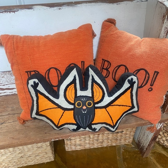 Target Other - Target Threshold Halloween Throw pillow set